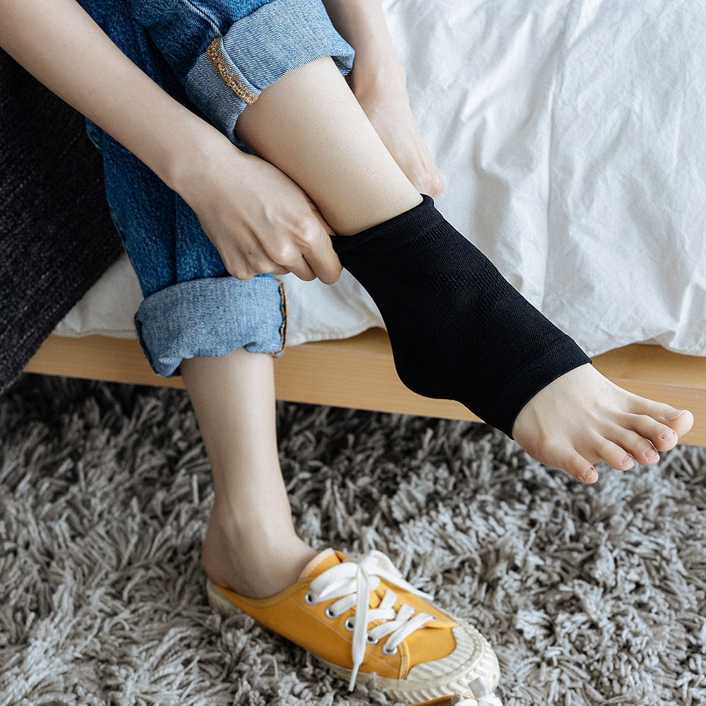 헬스앤메디프리즘 에어로쿨 테이핑 발목 보호대 썸네일 2