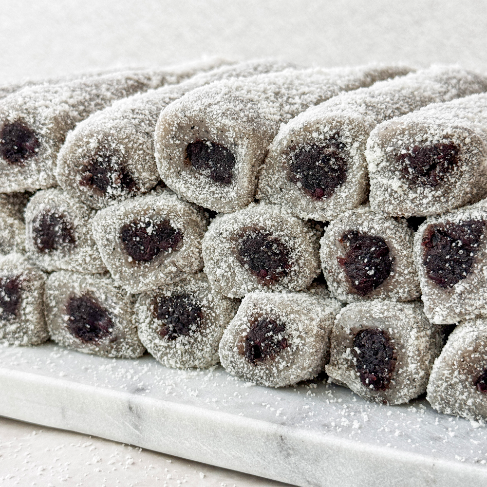 40년 전통 리만월 수제 카스테라 흑임자 돌돌떡 썸네일 2